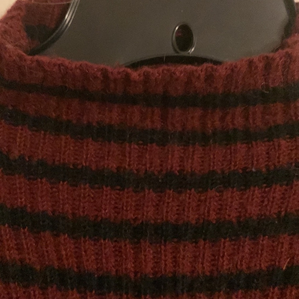 Express sweater - Picture 3 of 4